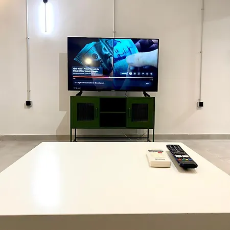 Young Unique Budget Retreat *